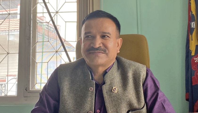 नेपाल प्रहरीको प्रमुखमा बसन्त बहादुर कुँवर नियुक्त  